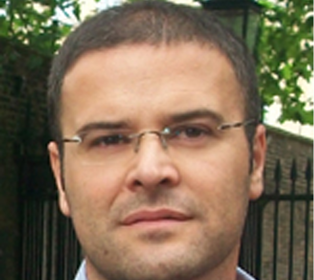 Dr. Eduardo González Díaz